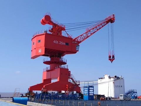 MQ4025吊钩/电磁两用门座机