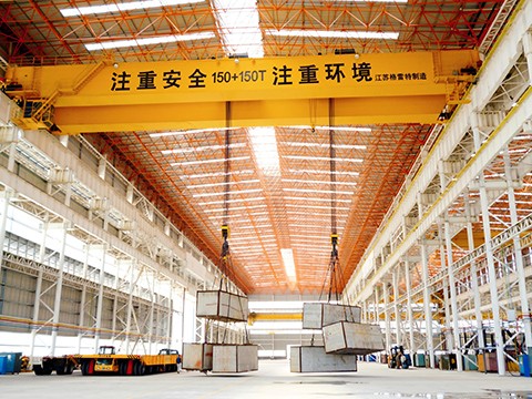 启东蓝岛300t通用桥式起重机